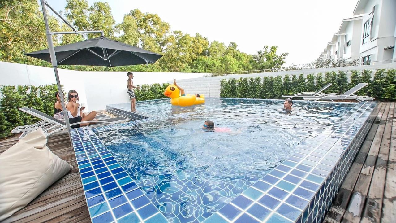 Phuket Happy Family Villa מראה חיצוני תמונה